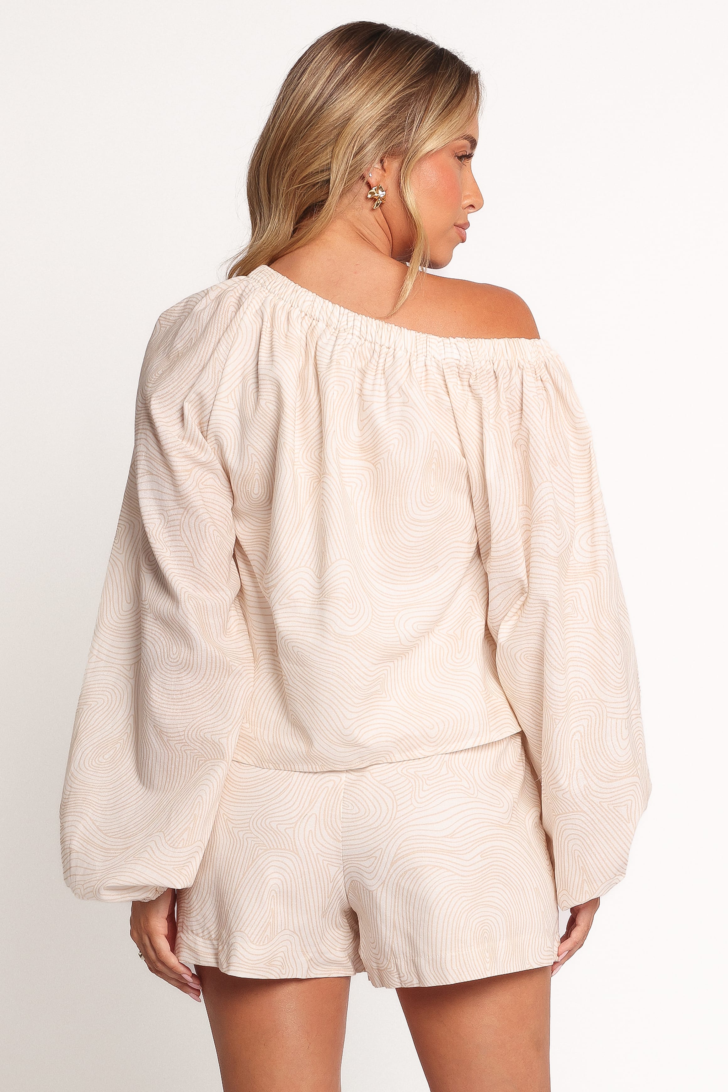 Tuliya High Waist Shorts - Tan Swirl